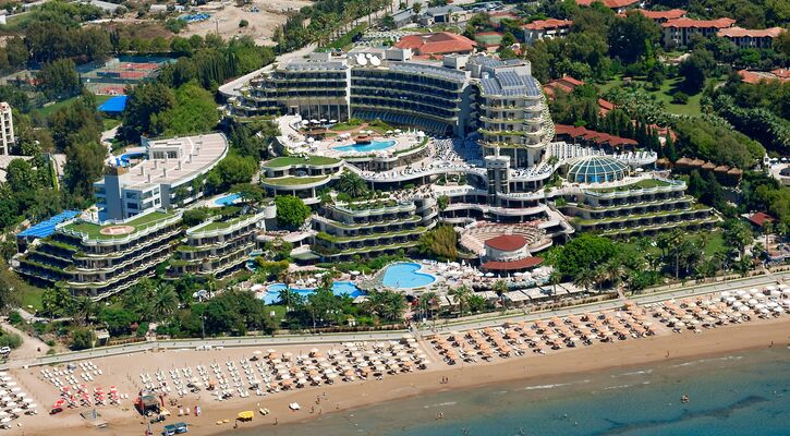 Crystal Sunrise Queen Luxury Resort & Spa