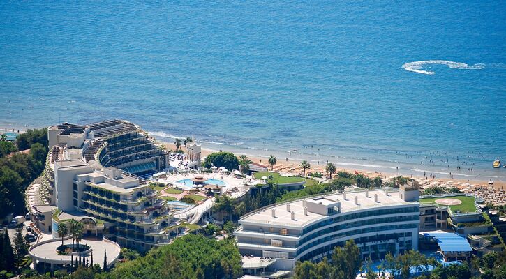Crystal Sunrise Queen Luxury Resort & Spa