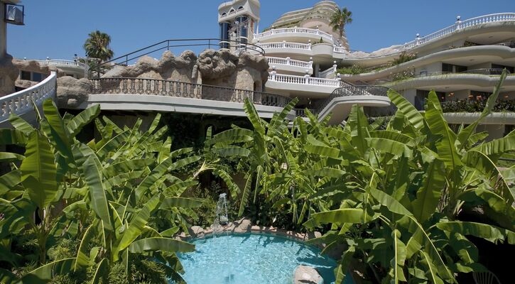 Crystal Sunrise Queen Luxury Resort & Spa