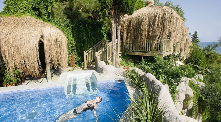 Crystal Sunrise Queen Luxury Resort & Spa