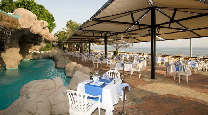 Crystal Sunrise Queen Luxury Resort & Spa
