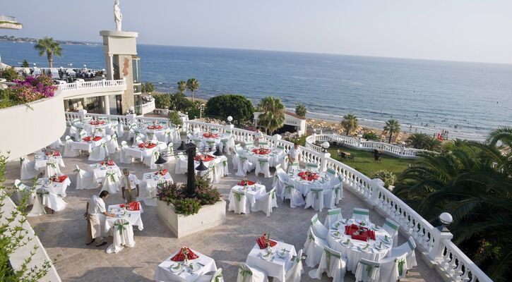 Crystal Sunrise Queen Luxury Resort & Spa