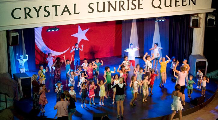 Crystal Sunrise Queen Luxury Resort & Spa