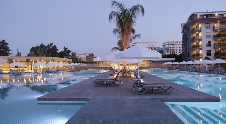 Green Garden Resort & Spa