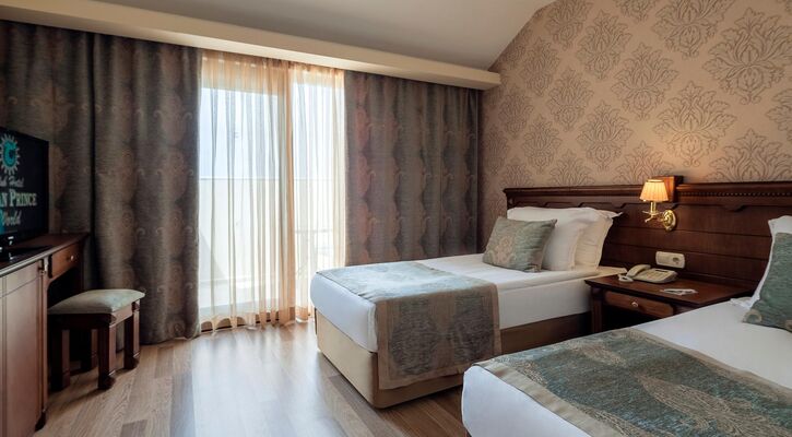 Club Hotel Turan Prince World