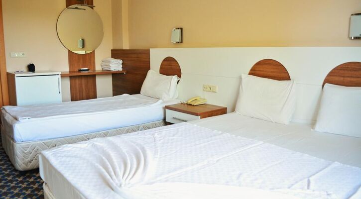 Monna Roza Garden Resort Hotel