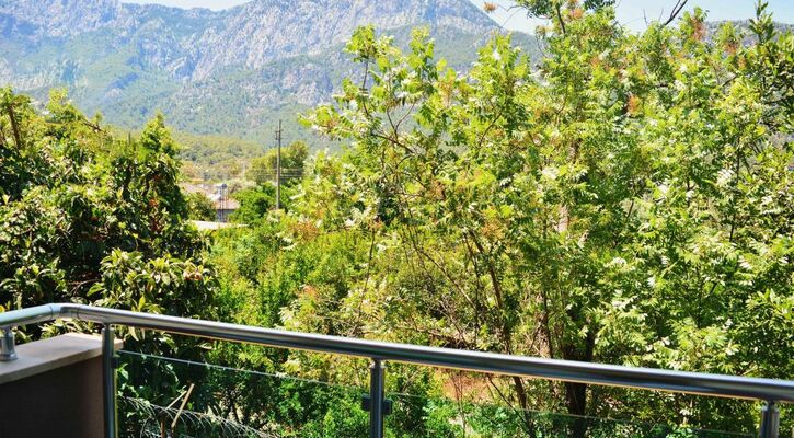 Monna Roza Garden Resort Hotel