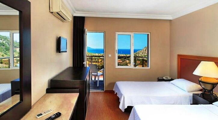 Manaspark Deluxe Hotel