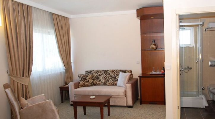 Büyük Anadolu Hotel