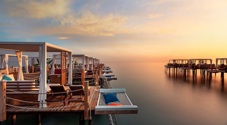 Elexus Hotel Resort