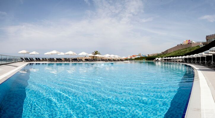 Elexus Hotel Resort