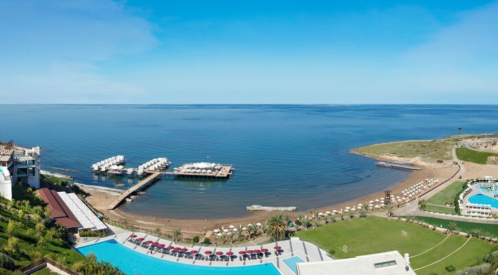 Elexus Hotel Resort