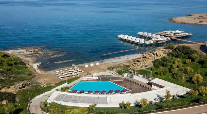 Elexus Hotel Resort