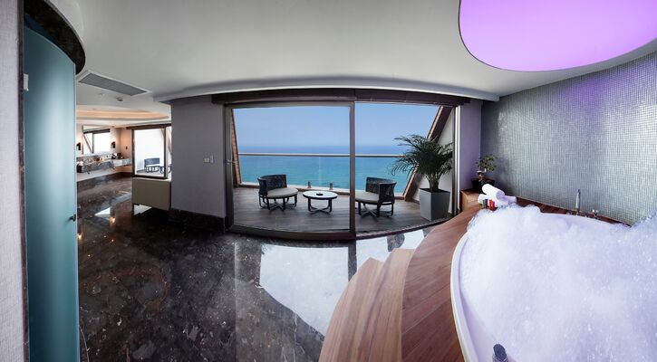 Elexus Hotel Resort