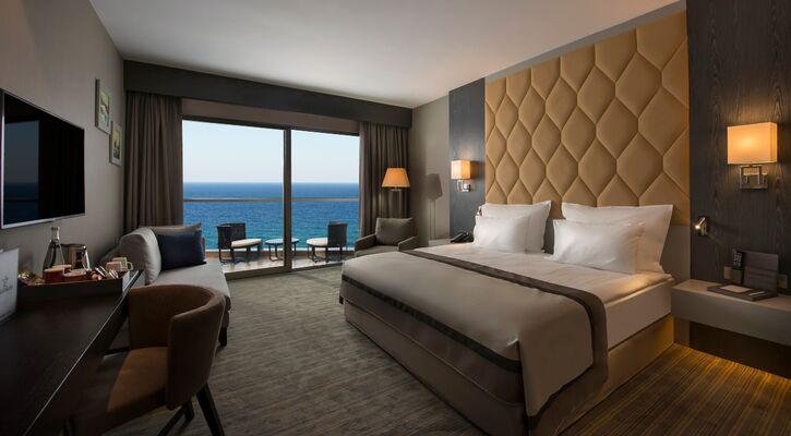 Elexus Hotel Resort