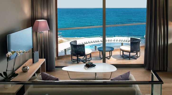 Elexus Hotel Resort