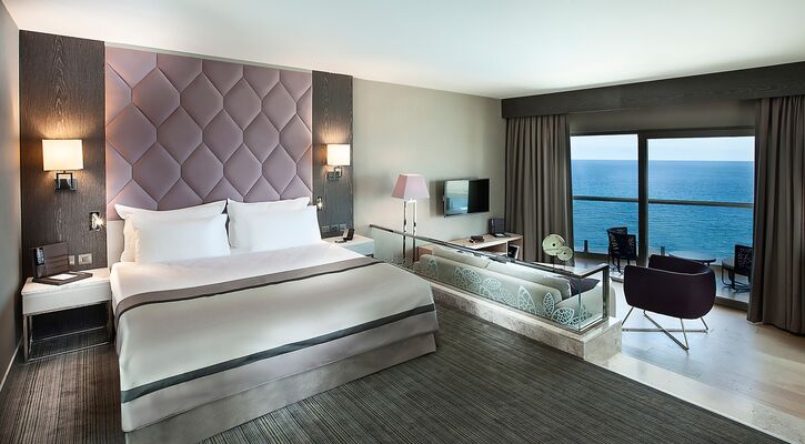 Elexus Hotel Resort