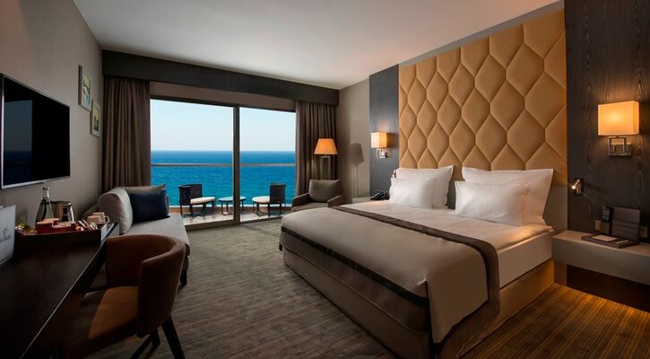 Elexus Hotel Resort