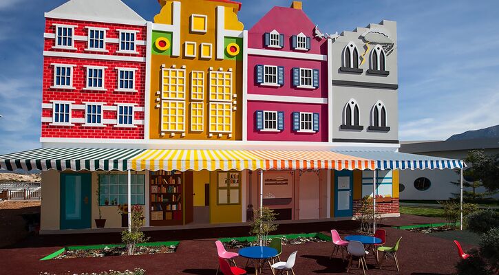 Elexus Hotel Resort