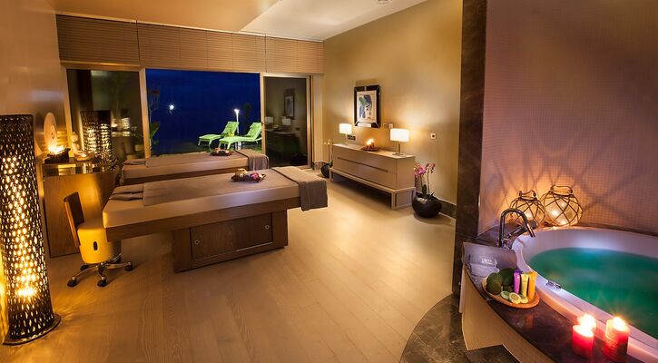 Elexus Hotel Resort