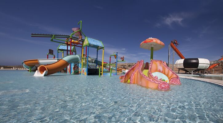 Elexus Hotel Resort
