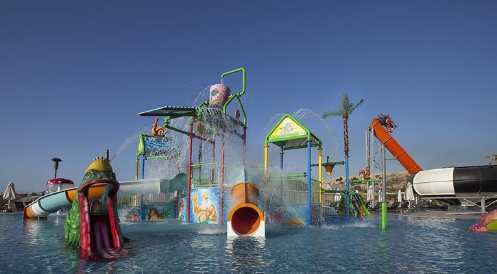 Elexus Hotel Resort