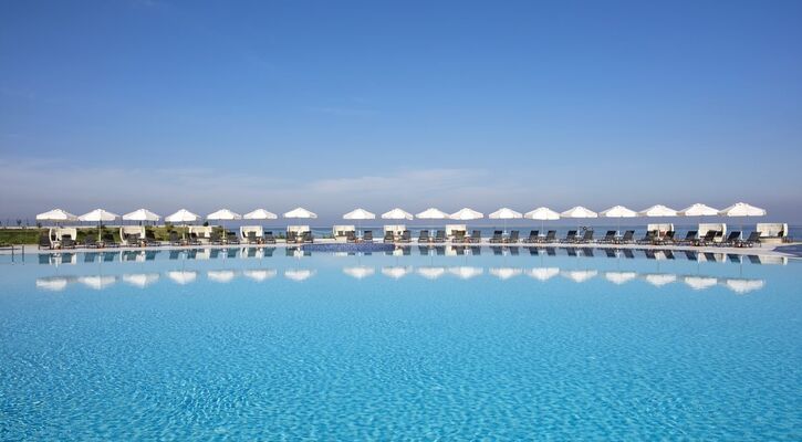 Elexus Hotel Resort