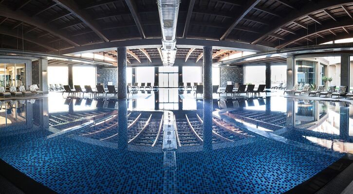 Elexus Hotel Resort