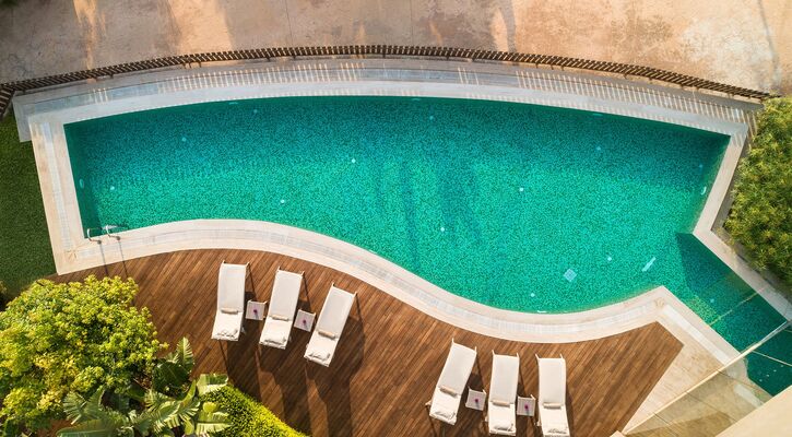 Elexus Hotel Resort