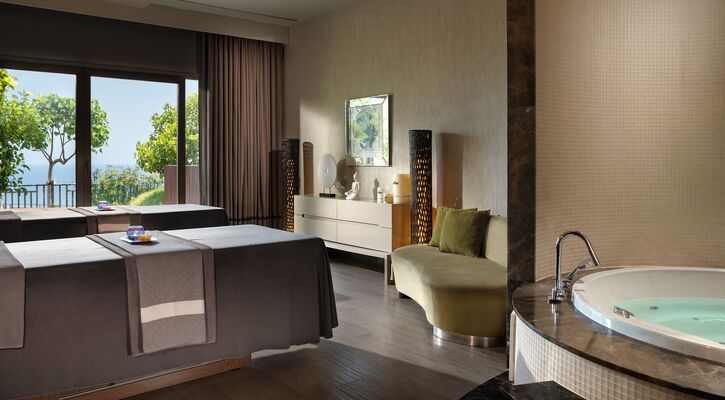 Elexus Hotel Resort