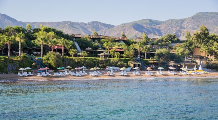 Merit Crystal Cove Hotel & Spa