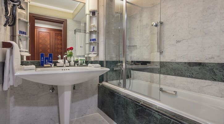 Merit Crystal Cove Hotel & Spa