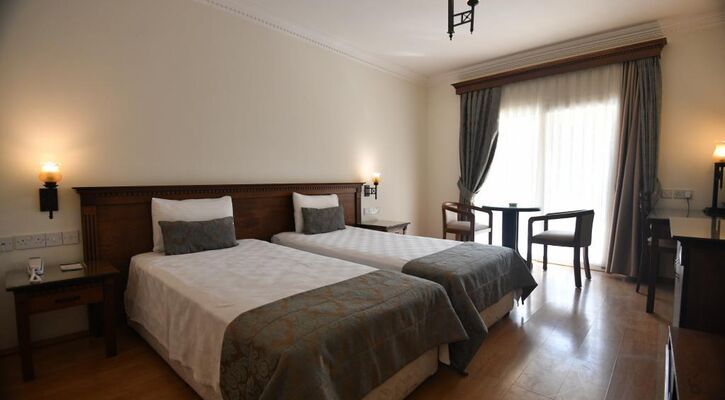 Pia Bella Hotel