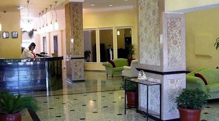 City Royal Hotel & Casino