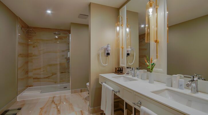 Limak Cyprus Deluxe Hotel
