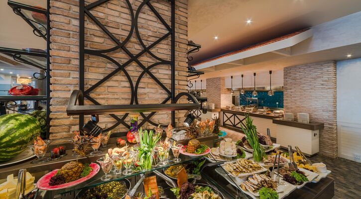 Limak Cyprus Deluxe Hotel