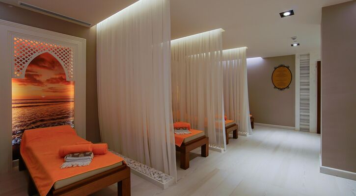 Limak Cyprus Deluxe Hotel