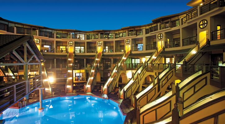 Limak Lara Deluxe Hotel