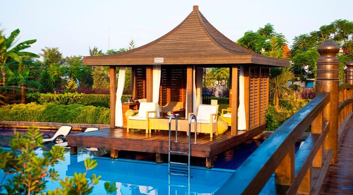 Limak Lara Deluxe Hotel