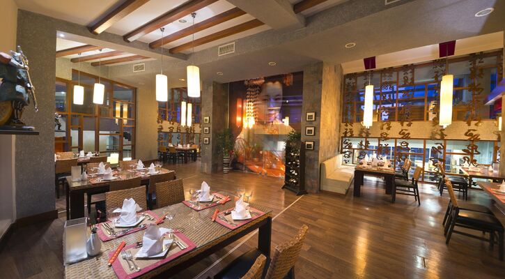 Limak Lara Deluxe Hotel