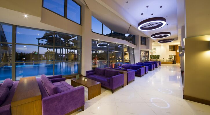 Limak Lara Deluxe Hotel