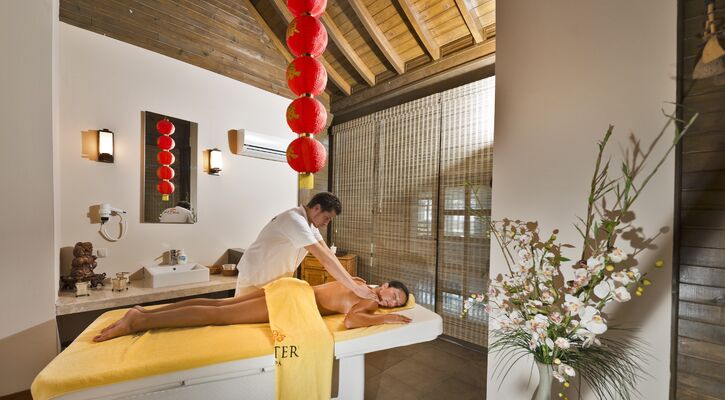 Limak Lara Deluxe Hotel