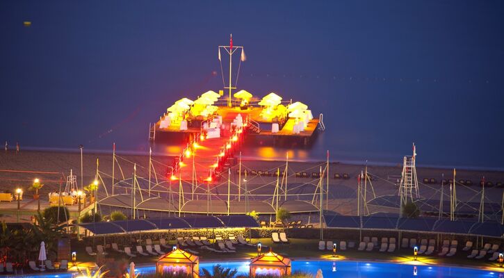 Limak Lara Deluxe Hotel