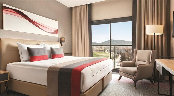 Ramada Encore By Wyndham 