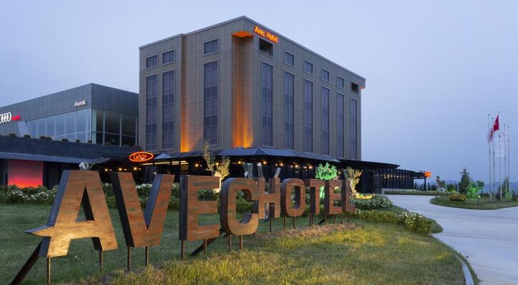 Avec Hotel