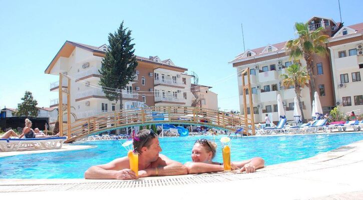 Side Yeşilöz Hotel