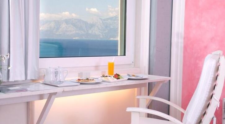 The Marmara Hotel