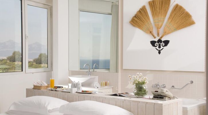 The Marmara Hotel
