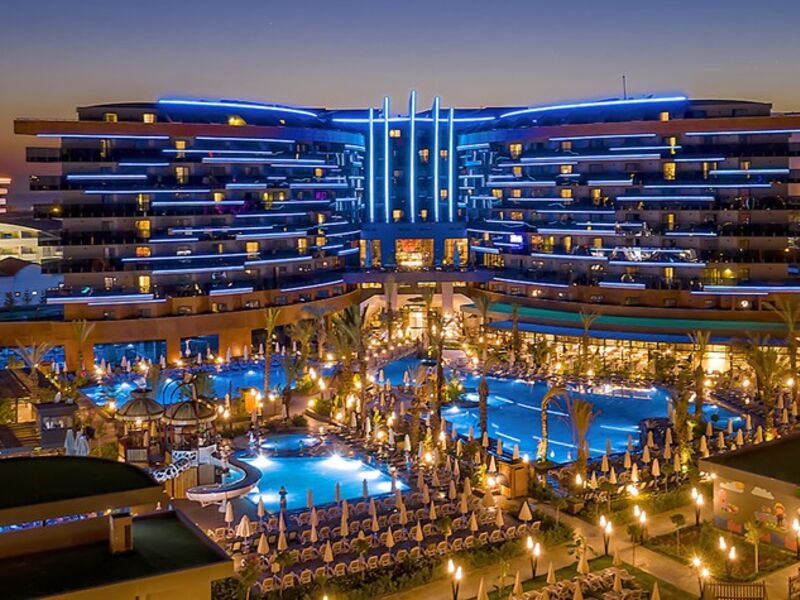 Kirman Calyptus Resort & Spa