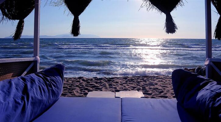 Risus Beach Resort Hotel
